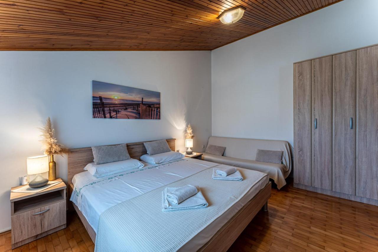 Apartmani Mirela Banjole Exterior foto