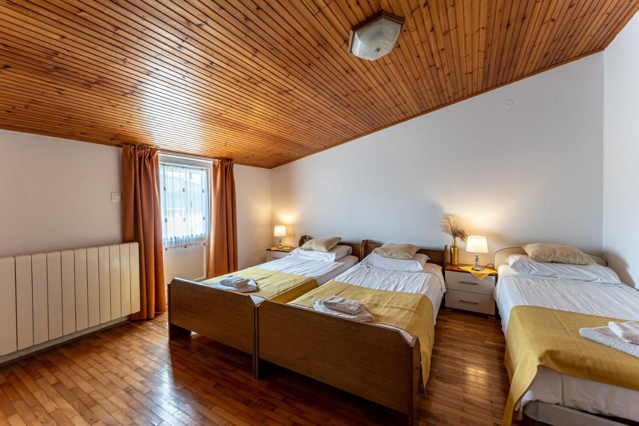 Apartmani Mirela Banjole Exterior foto